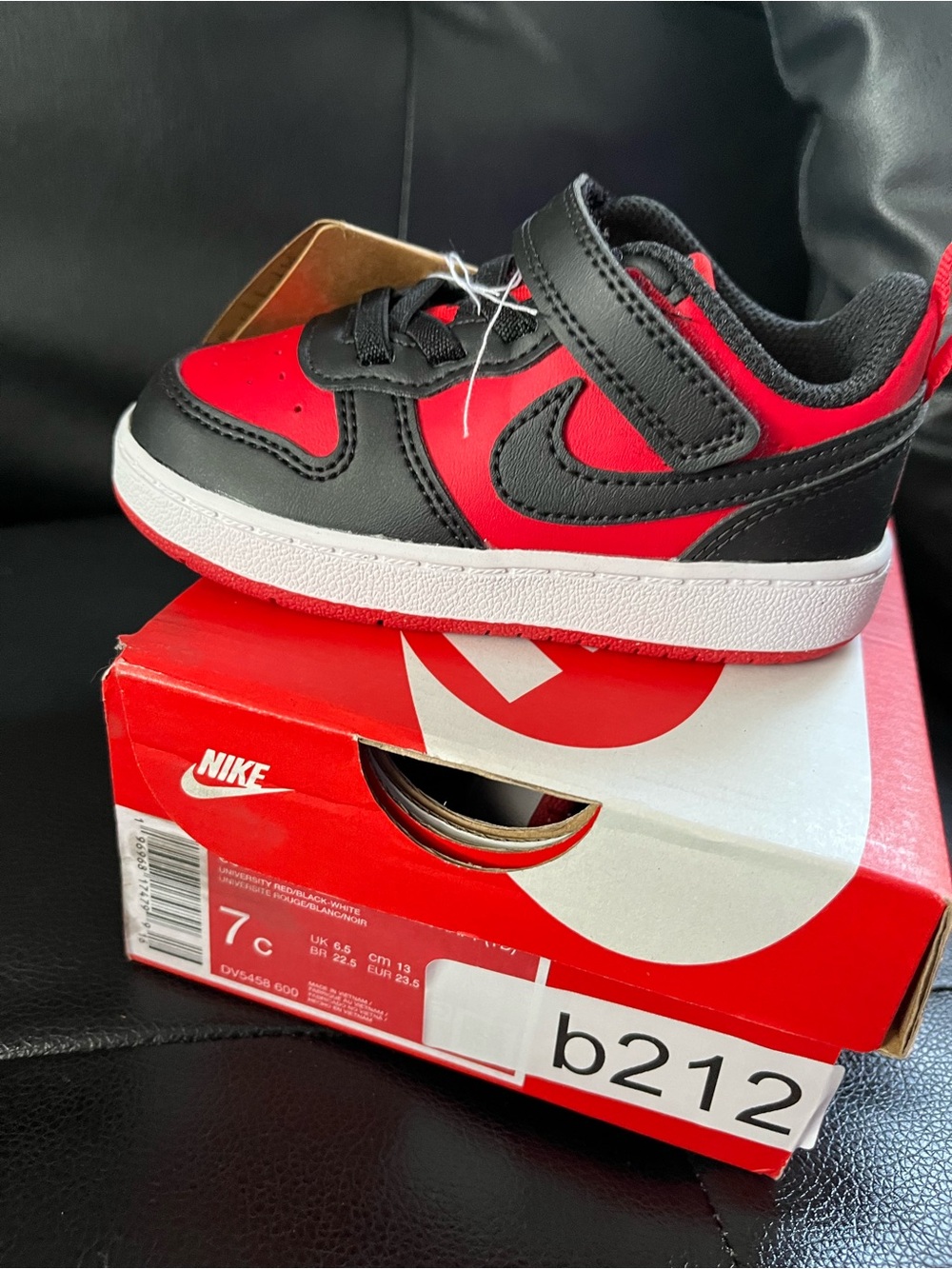 Nike Kids Red and Black Hook-and-Loop Low-Top Sneaker
